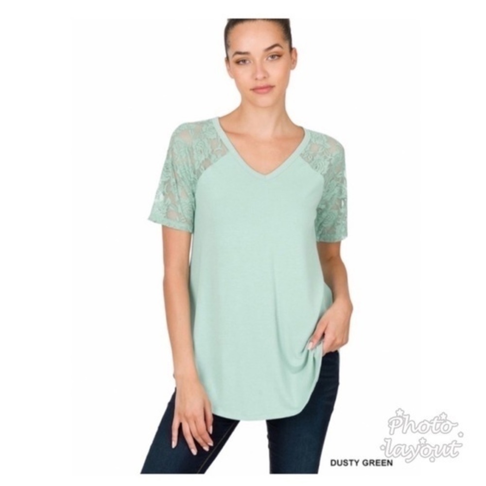 NWT Zenana blue s/s lace tunic in turquoise. See card for details. Ve…